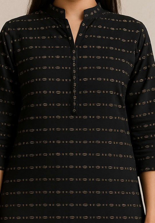 Classic in Black – Zivora’s Elegant Khadi Kurti